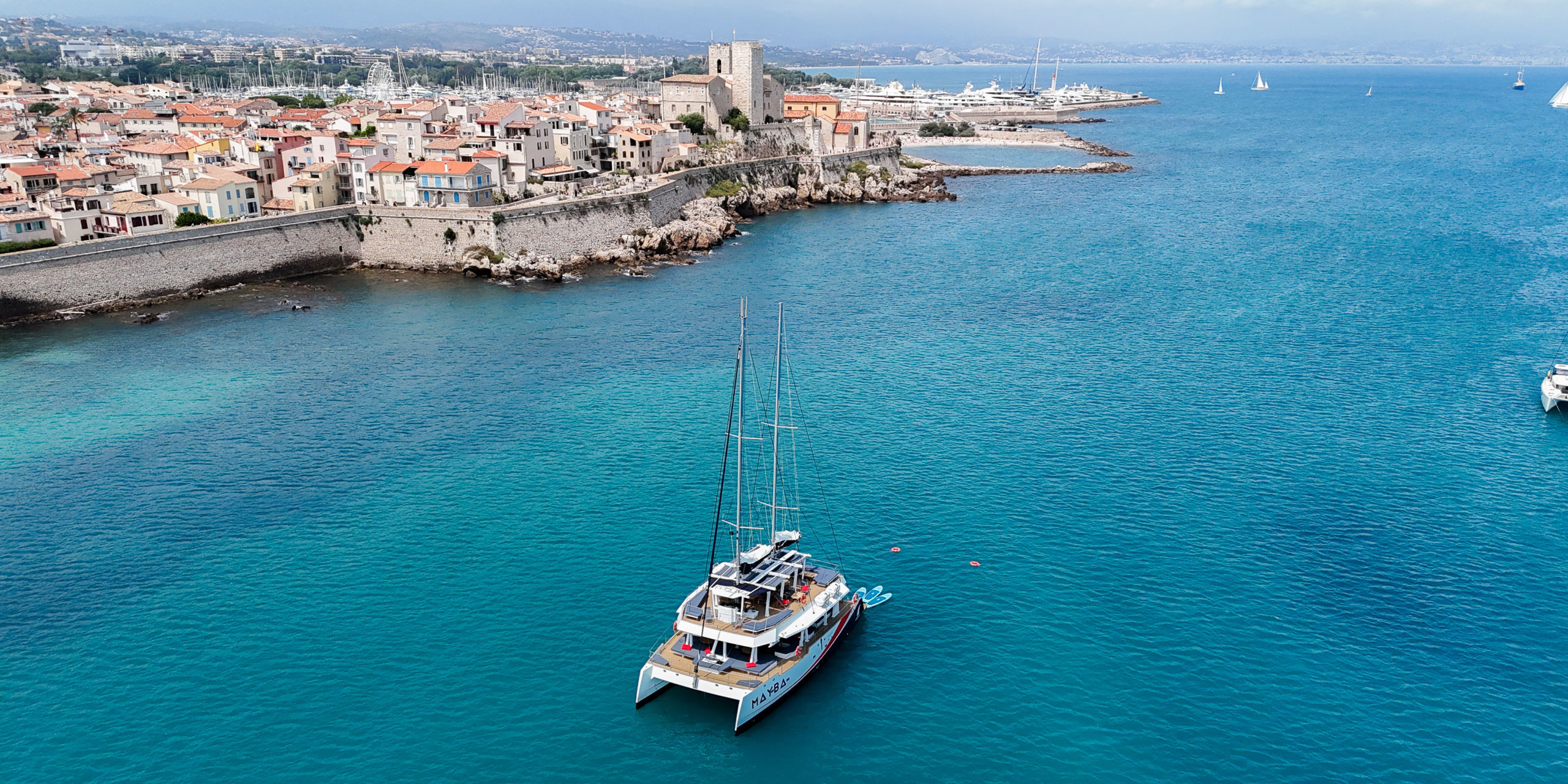 Image AMC Cape Grace, sorties en mer en maxi-catamarans