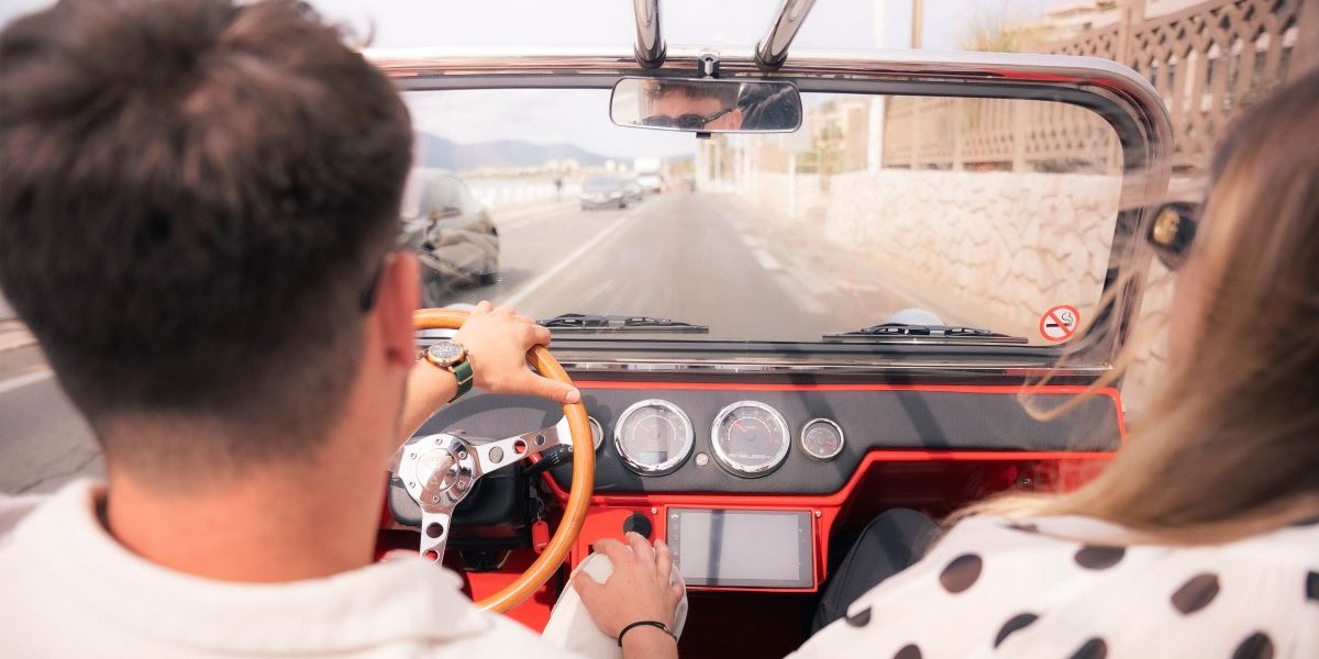 Image Balade en buggy vintage au départ de Cannes